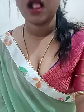 Snapshot of Ramya_456 chatting on 05/14/26, 03:24 Ramya 456 online show from 05/14/26, 03:24