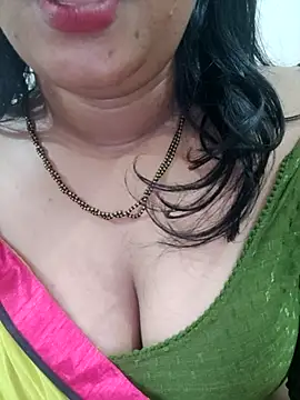 Snapshot of Ramya_456 chatting on 06/21/26, 06:16 Ramya 456 online show from 06/21/26, 06:16