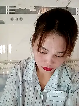 meg 06 online show from 05/05/26, 12:18