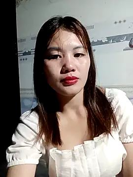 meg 06 online show from 05/05/26, 01:52