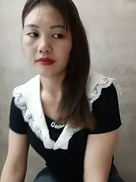 Snapshot of meg_06 chatting on 05/23/26, 04:50 meg 06 online show from 05/23/26, 04:50