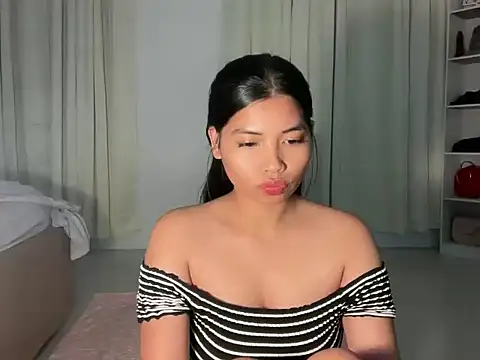 zafarina 18 online show from 03/31/26, 02:50