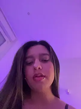 Lusty Lunaa online show from 04/25/26, 02:58
