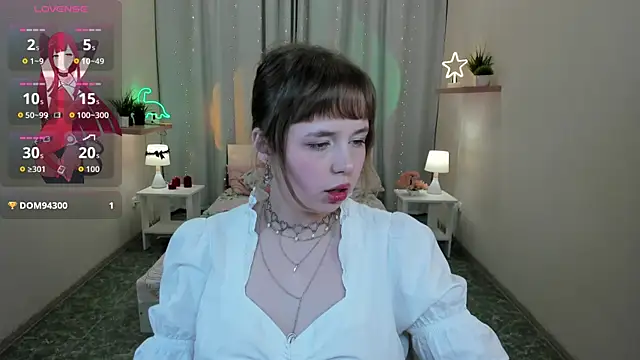 Snapshot of LeonaHicks chatting on 04/09/26, 06:41 LeonaHicks online show from 04/09/26, 06:41