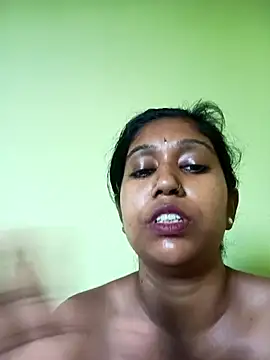 bannerjeesneha20 online show from 04/23/26, 04:57