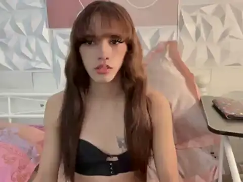 Snapshot of Leijona_Milker chatting on 05/07/26, 12:32 Leijona Milker online show from 05/07/26, 12:32