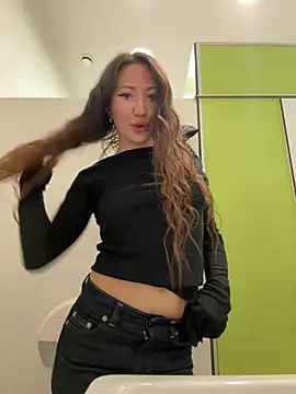 SaintSquirt online show from 04/23/26, 10:47