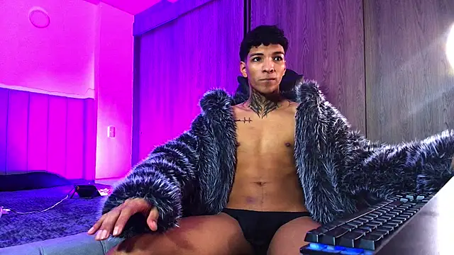 im Usuga online show from 05/10/26, 05:34