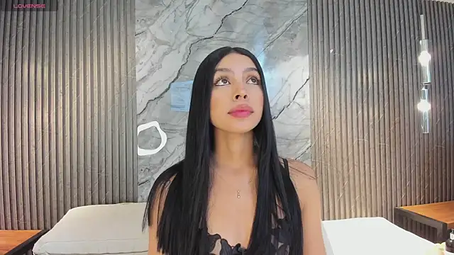 Snapshot of hanna_steel chatting on 07/16/26, 11:38 hanna steel online show from 07/16/26, 11:38