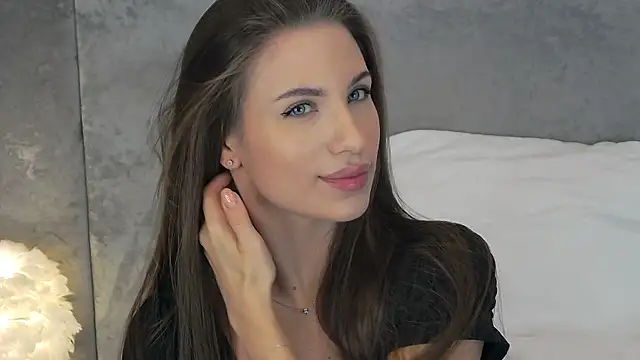 Lana Drake online show from 05/12/26, 05:15