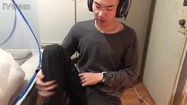dyjdddttj online show from 03/30/26, 10:38