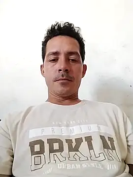 Gabriel leon33 online show from 05/04/26, 07:43