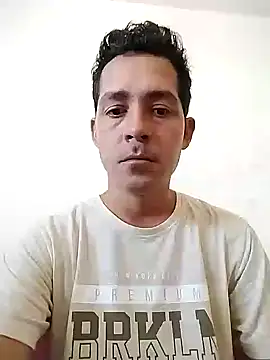 Gabriel leon33 online show from 05/09/26, 06:57