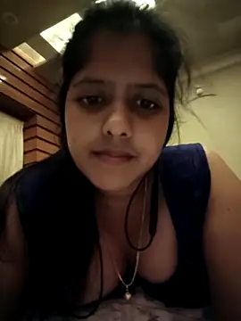 Snapshot of Aditi_sarkar chatting on 04/18/26, 12:20 Aditi sarkar online show from 04/18/26, 12:20