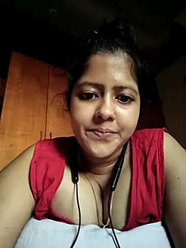Snapshot of Aditi_sarkar chatting on 05/10/26, 11:15 Aditi sarkar online show from 05/10/26, 11:15