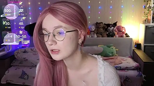 Snapshot of JulietFisher chatting on 03/27/26, 06:19 JulietFisher online show from 03/27/26, 06:19