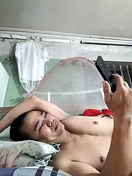 Snapshot of Tinh_love chatting on 04/23/26, 12:40 Tinh love online show from 04/23/26, 12:40