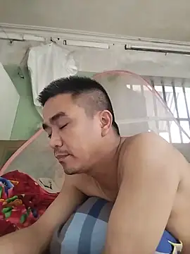 Snapshot of Tinh_love chatting on 05/17/26, 12:19 Tinh love online show from 05/17/26, 12:19