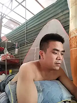 Snapshot of Tinh_love chatting on 07/17/26, 03:02 Tinh love online show from 07/17/26, 03:02