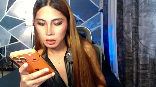 demeterfoxx online show from 04/26/26, 02:20