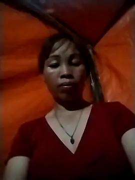 Snapshot of Ely-cute2k chatting on 04/23/26, 01:24 Ely-cute2k online show from 04/23/26, 01:24