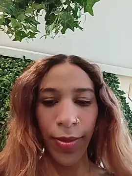 ValerieWoodsl online show from 05/13/26, 07:22