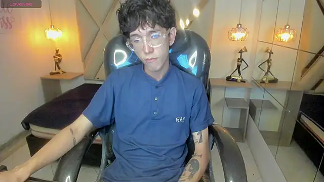 Dewon20  online show from 04/08/26, 02:28