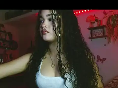 Snapshot of angel_lust1 chatting on 04/10/26, 10:58 angel lust1 online show from 04/10/26, 10:58