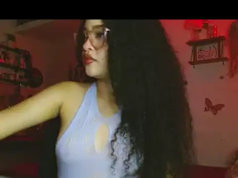 Snapshot of angel_lust1 chatting on 04/18/26, 01:20 angel lust1 online show from 04/18/26, 01:20