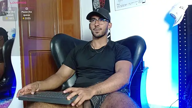 romanpearce  online show from 05/20/26, 04:18