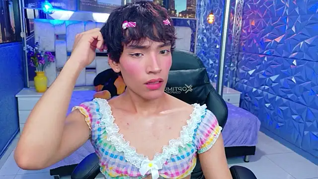 IsaacNovaa online show from 04/24/26, 08:11