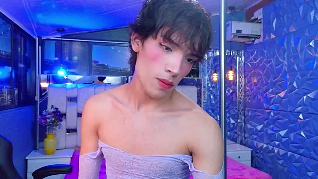 IsaacNovaa online show from 06/11/26, 02:53