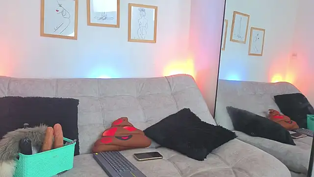 CharlotteCopper  online show from 04/16/26, 10:38