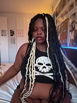 Snapshot of Nyla_xox chatting on 06/16/26, 08:11 Nyla xox online show from 06/16/26, 08:11