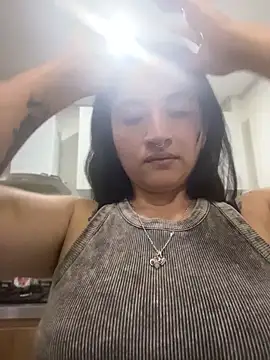 Snapshot of kimberly_peter chatting on 05/20/26, 02:07 kimberly peter online show from 05/20/26, 02:07