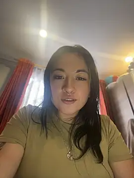 Snapshot of kimberly_peter chatting on 06/06/26, 10:25 kimberly peter online show from 06/06/26, 10:25