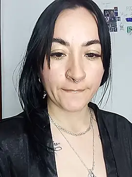 Snapshot of kimberly_peter chatting on 07/18/26, 02:16 kimberly peter online show from 07/18/26, 02:16