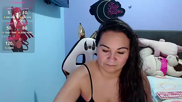 Snapshot of kyra_sol chatting on 05/26/26, 02:29 kyra sol online show from 05/26/26, 02:29