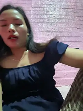 Hyn-x online show from 03/25/26, 04:07