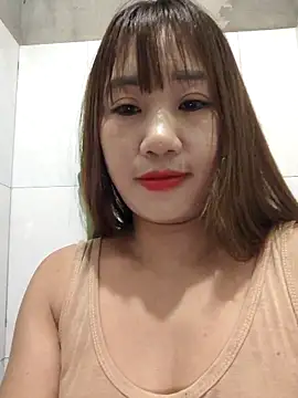 Snapshot of xinhxinh-cute chatting on 03/27/26, 06:30 xinhxinh-cute online show from 03/27/26, 06:30