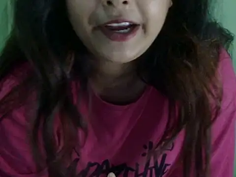 Snapshot of shivi_jaan chatting on 05/10/26, 04:17 shivi jaan online show from 05/10/26, 04:17