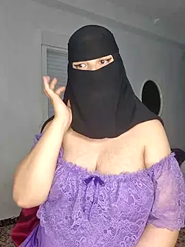 Big as-big online show from 04/08/26, 07:36