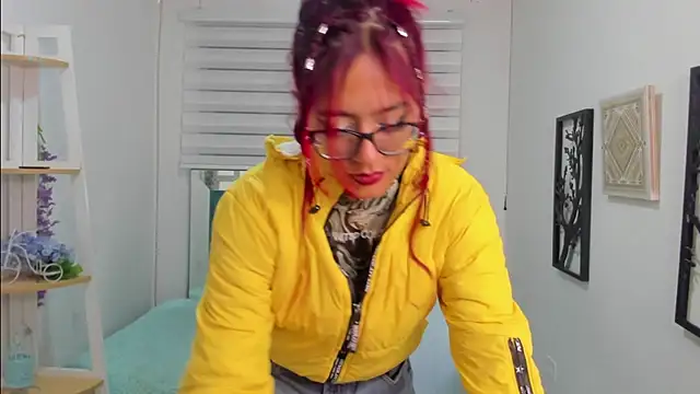 Sara Red X online show from 06/28/26, 03:12