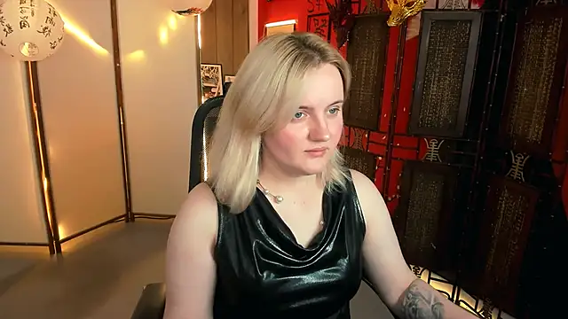 Snapshot of KathyBriggs chatting on 05/23/26, 06:07 KathyBriggs online show from 05/23/26, 06:07