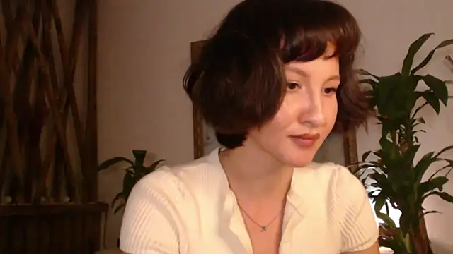 Snapshot of wanderwhitch chatting on 06/11/26, 12:32 wanderwhitch online show from 06/11/26, 12:32