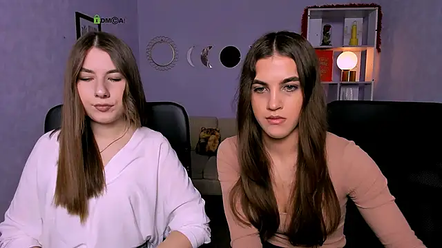 luna wisper online show from 04/04/26, 09:18