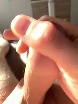 Snapshot of marceloo1337 chatting on 04/11/26, 08:07 marceloo1337 online show from 04/11/26, 08:07