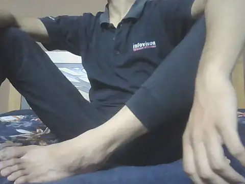 Snapshot of sexy_soul_me chatting on 05/21/26, 04:25 sexy soul me online show from 05/21/26, 04:25