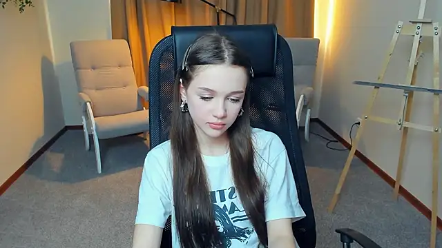 SharriSang online show from 03/28/26, 12:05