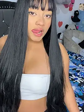 Saraa M online show from 04/11/26, 01:21